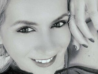 MayraWhite free chat
