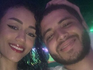 MaxandAbby free chat